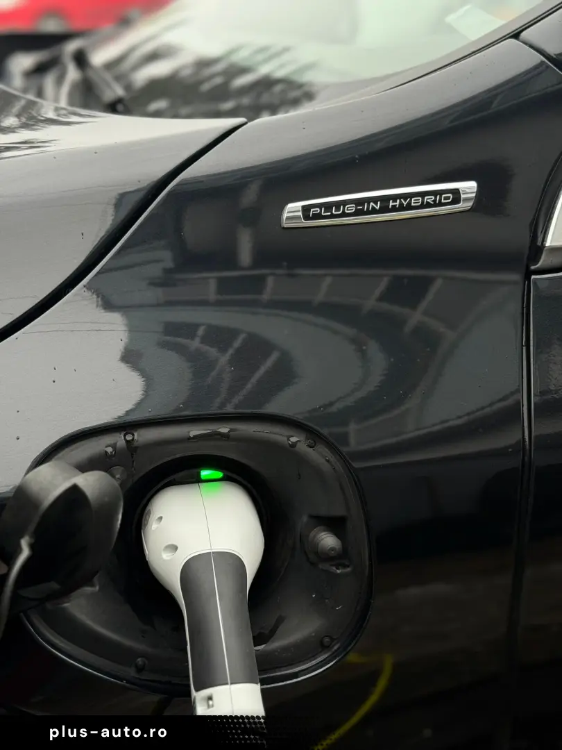 VOLVO V60 D6 AW PLUG-IN HYBRID