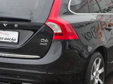 VOLVO V60 D6 AW PLUG-IN HYBRID