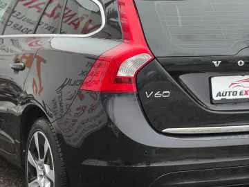 VOLVO V60 D6 AW PLUG-IN HYBRID