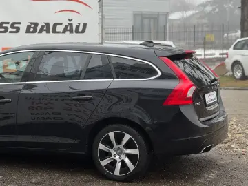 VOLVO V60 D6 AW PLUG-IN HYBRID