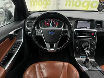 VOLVO V60 D6 AW PLUG-IN HYBRID