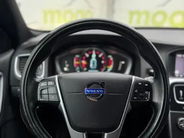 VOLVO V60 D6 AW PLUG-IN HYBRID