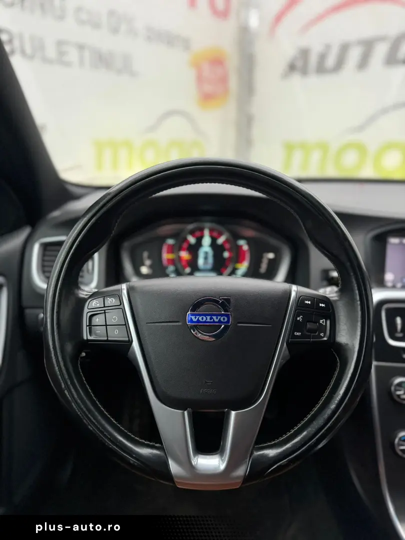 VOLVO V60 D6 AW PLUG-IN HYBRID