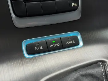 VOLVO V60 D6 AW PLUG-IN HYBRID