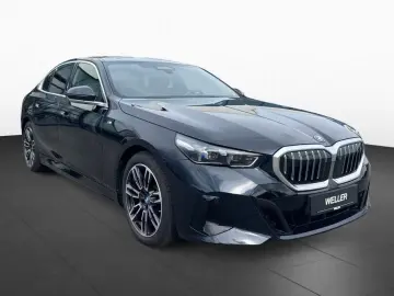 BMW 530 e M Sport DAPr PA  H K LCPr 19