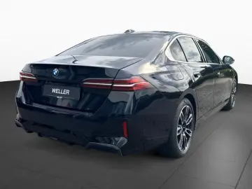 BMW 530 e M Sport DAPr PA  H K LCPr 19