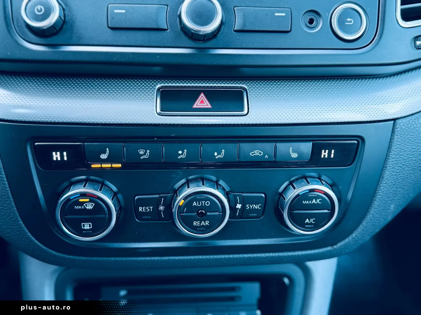 VOLKSWAGEN SHARAN 7 Locuri   FAB 01-2013   2.0 DIESEL 140 CP