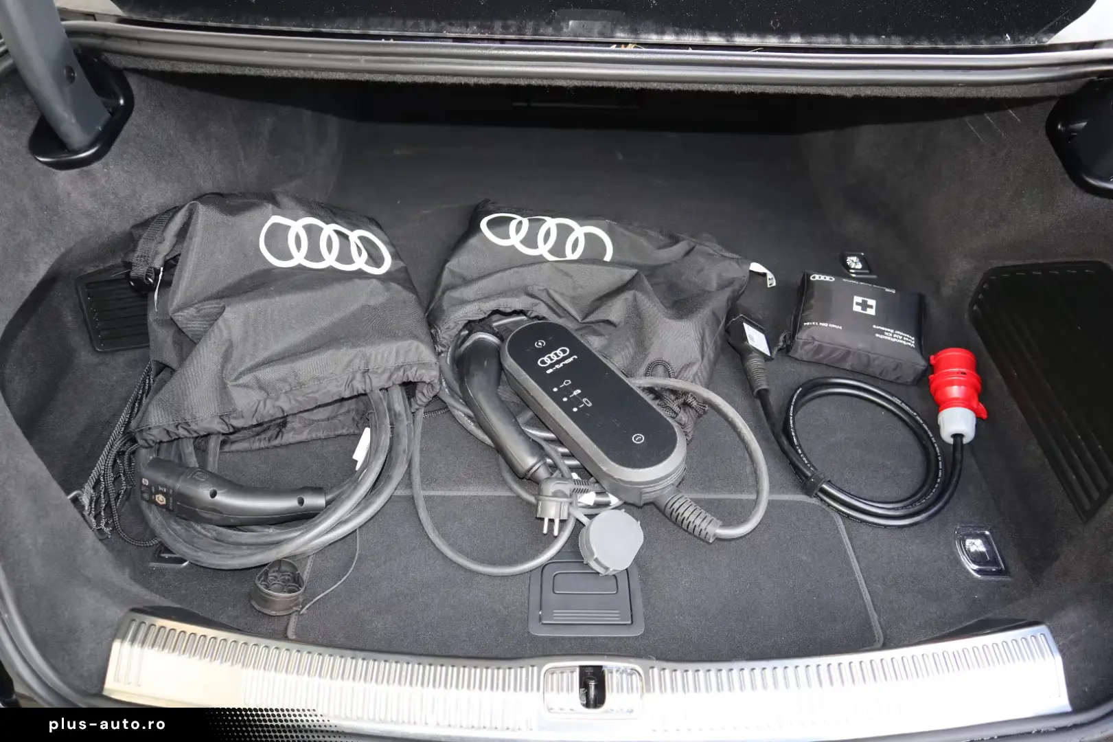 Audi A8 60 TFSIe CHROMPAKET