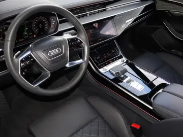 Audi A8 60 TFSIe CHROMPAKET