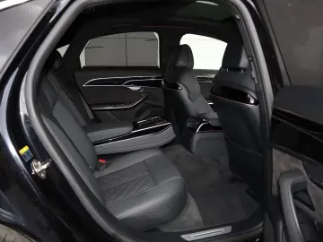 Audi A8 60 TFSIe CHROMPAKET