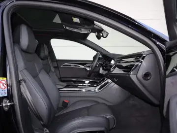 Audi A8 60 TFSIe CHROMPAKET