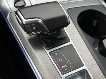 Audi A6 45 TFSI quattro S tronic design