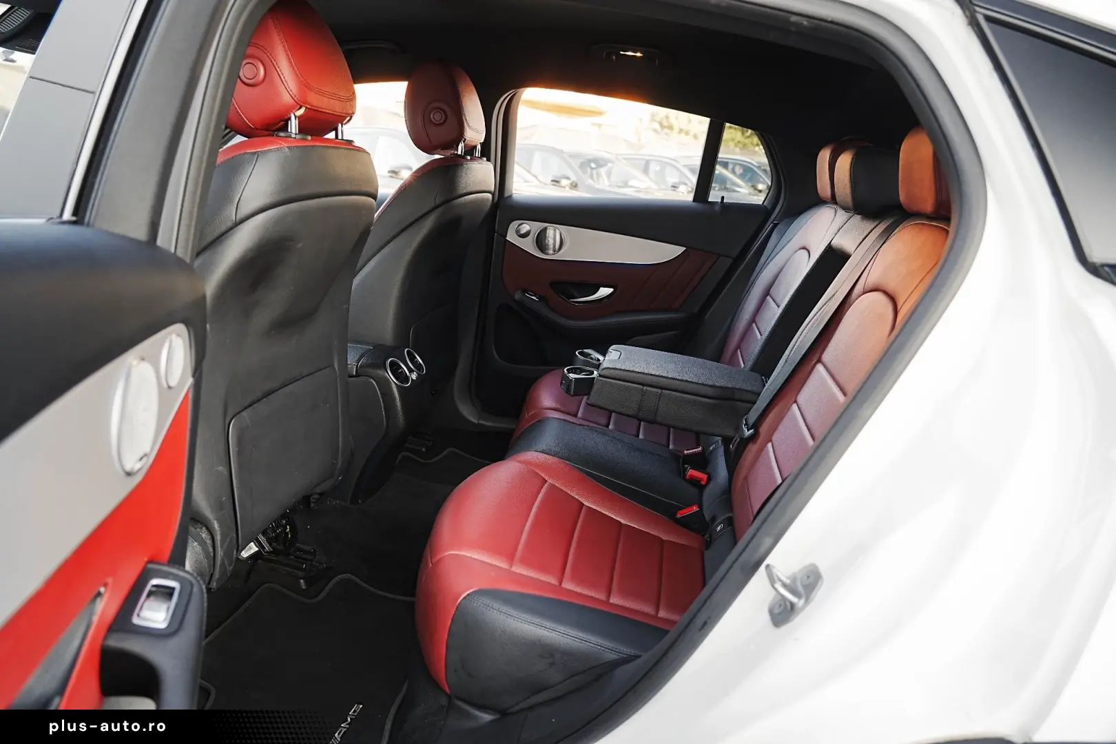 Mercedes-Benz GLC Coupe 300 4Matic 9G-TRONIC AMG Line