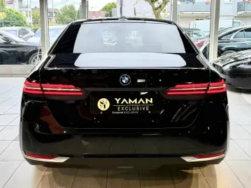 BMW 550 e xDrive Pano H&K Sitzbelüftung