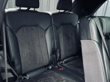 Audi Q7 S’Line QUATTRO 7 Locuri TVA INCLUS SI DEDUCTIBIL