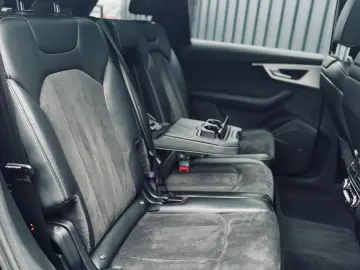 Audi Q7 S’Line QUATTRO 7 Locuri TVA INCLUS SI DEDUCTIBIL