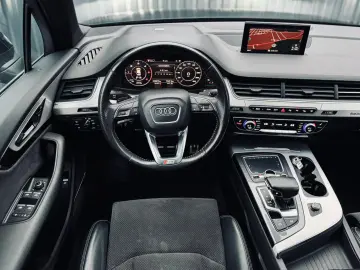Audi Q7 S’Line QUATTRO 7 Locuri TVA INCLUS SI DEDUCTIBIL