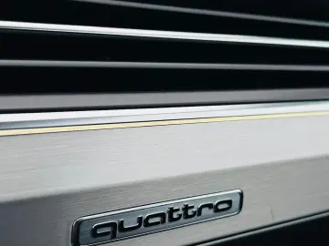 Audi Q7 S’Line QUATTRO 7 Locuri TVA INCLUS SI DEDUCTIBIL