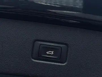 Audi Q7 S’Line QUATTRO 7 Locuri TVA INCLUS SI DEDUCTIBIL