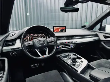 Audi Q7 S’Line QUATTRO 7 Locuri TVA INCLUS SI DEDUCTIBIL