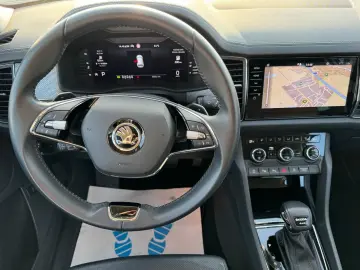 SKODA Kodiaq 2.0 Style 4x4 Leder 7Sitze Navi StHeizung