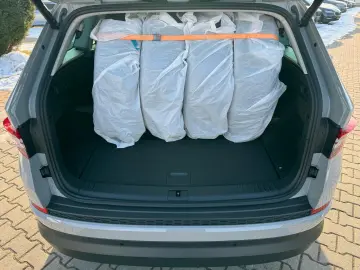 SKODA Kodiaq 2.0 Style 4x4 Leder 7Sitze Navi StHeizung