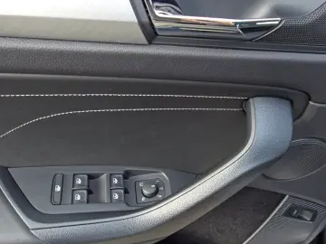 SKODA Kodiaq Ambition 2.0 TDI DSG 7-Sitzer ACC MATRIX