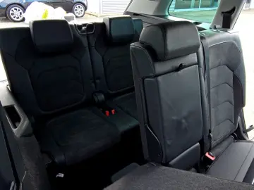 SKODA Kodiaq Ambition 2.0 TDI DSG 7-Sitzer ACC MATRIX