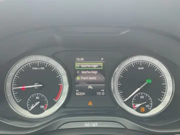 SKODA Kodiaq Ambition 2.0 TDI Leder LED 7-Sitze SHZ Ke