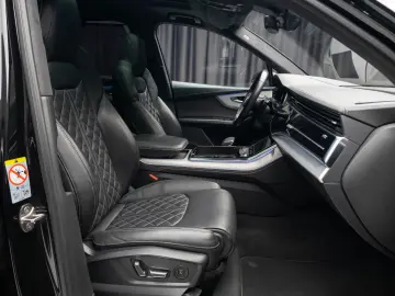 Audi Q7 55 TFSI quattro Tiptronic MHEV S Line