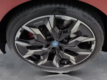 BMW 550 e xDrive Limousine M Sport AHK