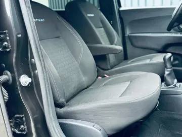 Dacia Lodgy Stepway 7 Locuri  1.5 DIESEL