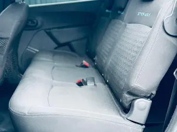 Dacia Lodgy Stepway 7 Locuri  1.5 DIESEL