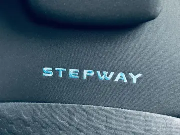 Dacia Lodgy Stepway 7 Locuri  1.5 DIESEL