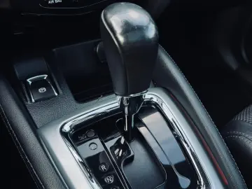 NISSAN QASHQAI   FAB 08.2015  1.6 DIESEL 131CP