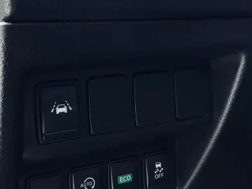 NISSAN QASHQAI   FAB 08.2015  1.6 DIESEL 131CP