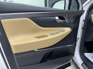 HYUNDAI SANTA FE 265 CP - PLUG-IN HYBRID – 4WD - LUXURY