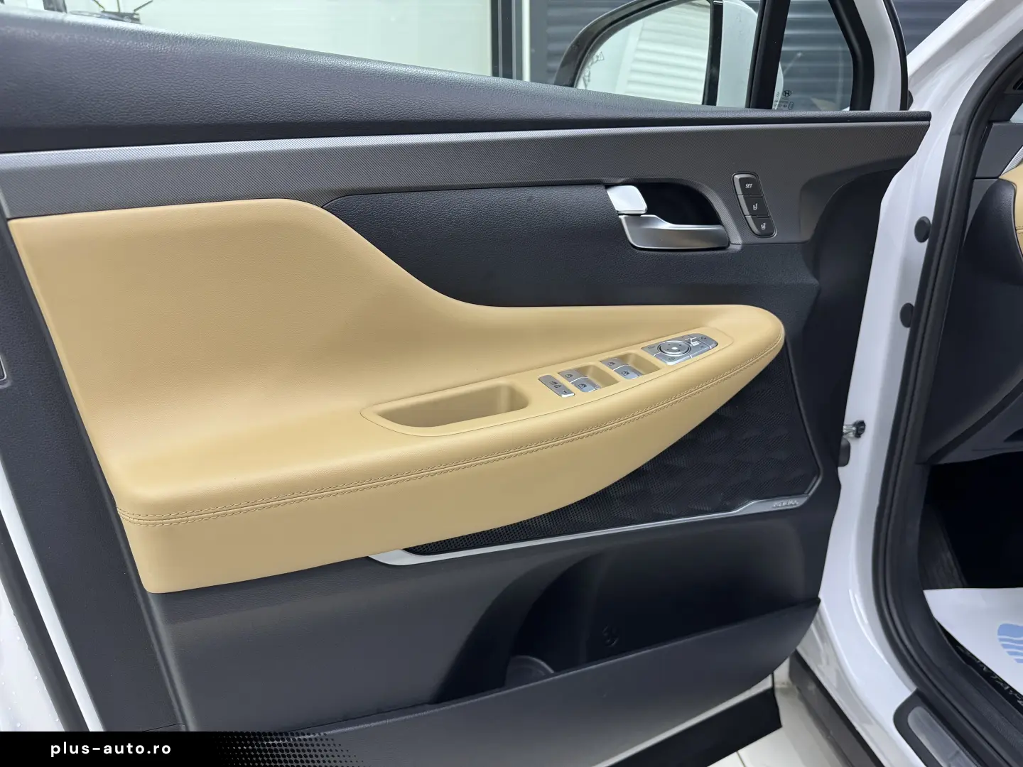 HYUNDAI SANTA FE 265 CP - PLUG-IN HYBRID – 4WD - LUXURY