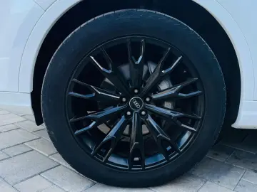 Audi Q7 QUATTRO   Fab.- 02-2016   3.0 Diesel 272 Cp