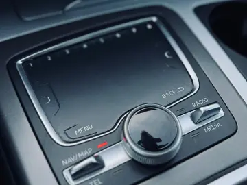 Audi Q7 QUATTRO   Fab.- 02-2016   3.0 Diesel 272 Cp