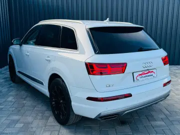 Audi Q7 QUATTRO   Fab.- 02-2016   3.0 Diesel 272 Cp