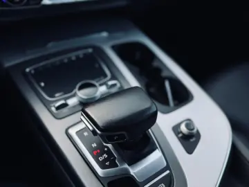 Audi Q7 QUATTRO   Fab.- 02-2016   3.0 Diesel 272 Cp