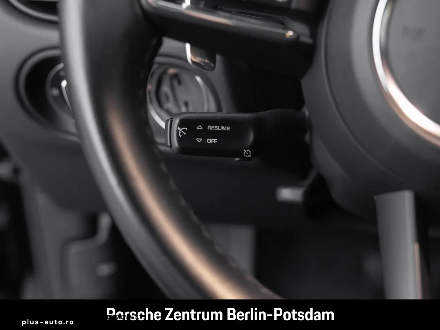 PORSCHE Macan Panoramadach Rückfahrkamera BOSE 1-Hand