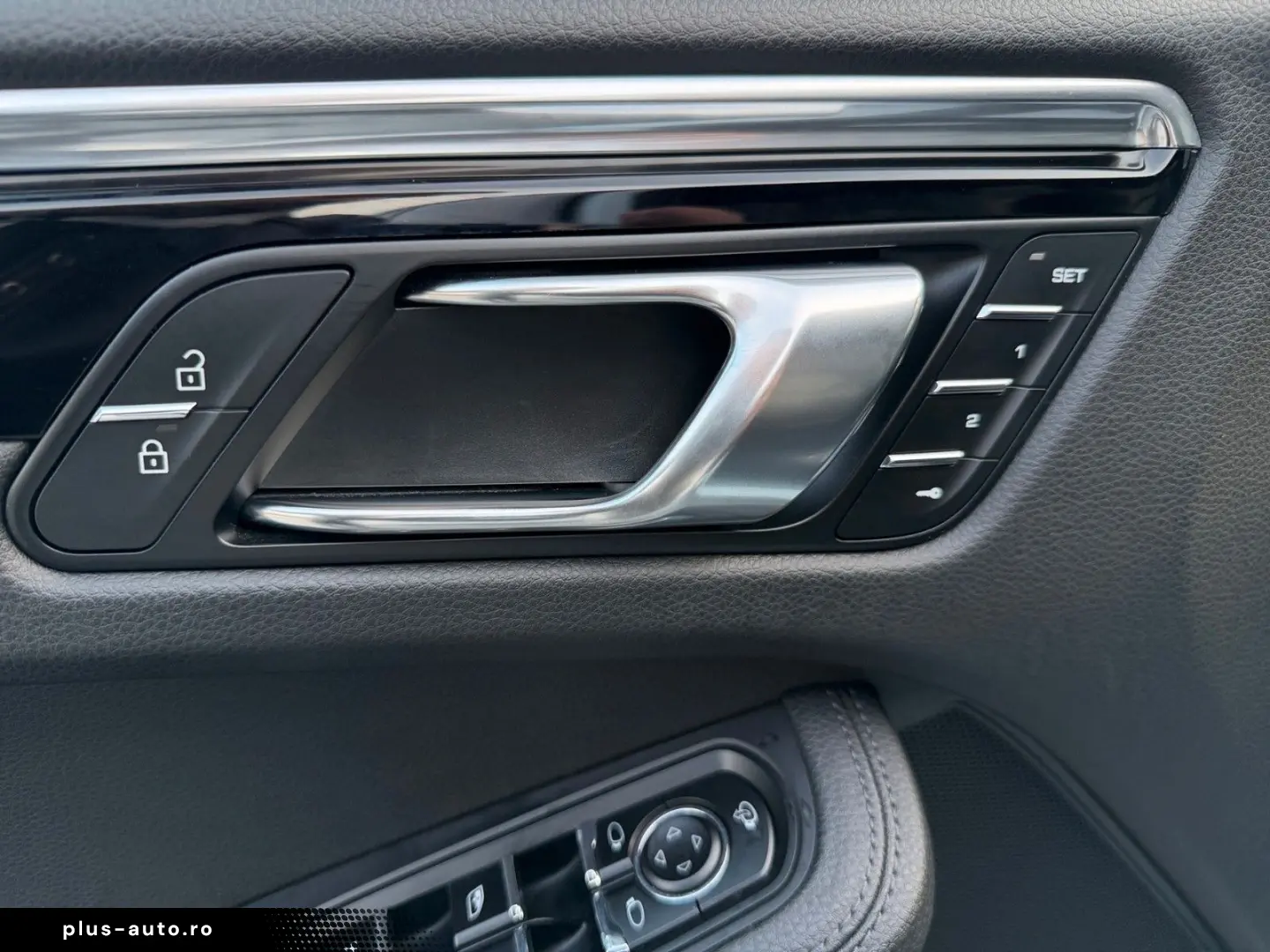 PORSCHE Macan 1.Hand LED Chrono Kamera Memory 8-fach