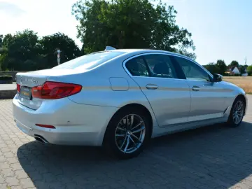 BMW 540 d xDrive Luxury Line 1A Zustand