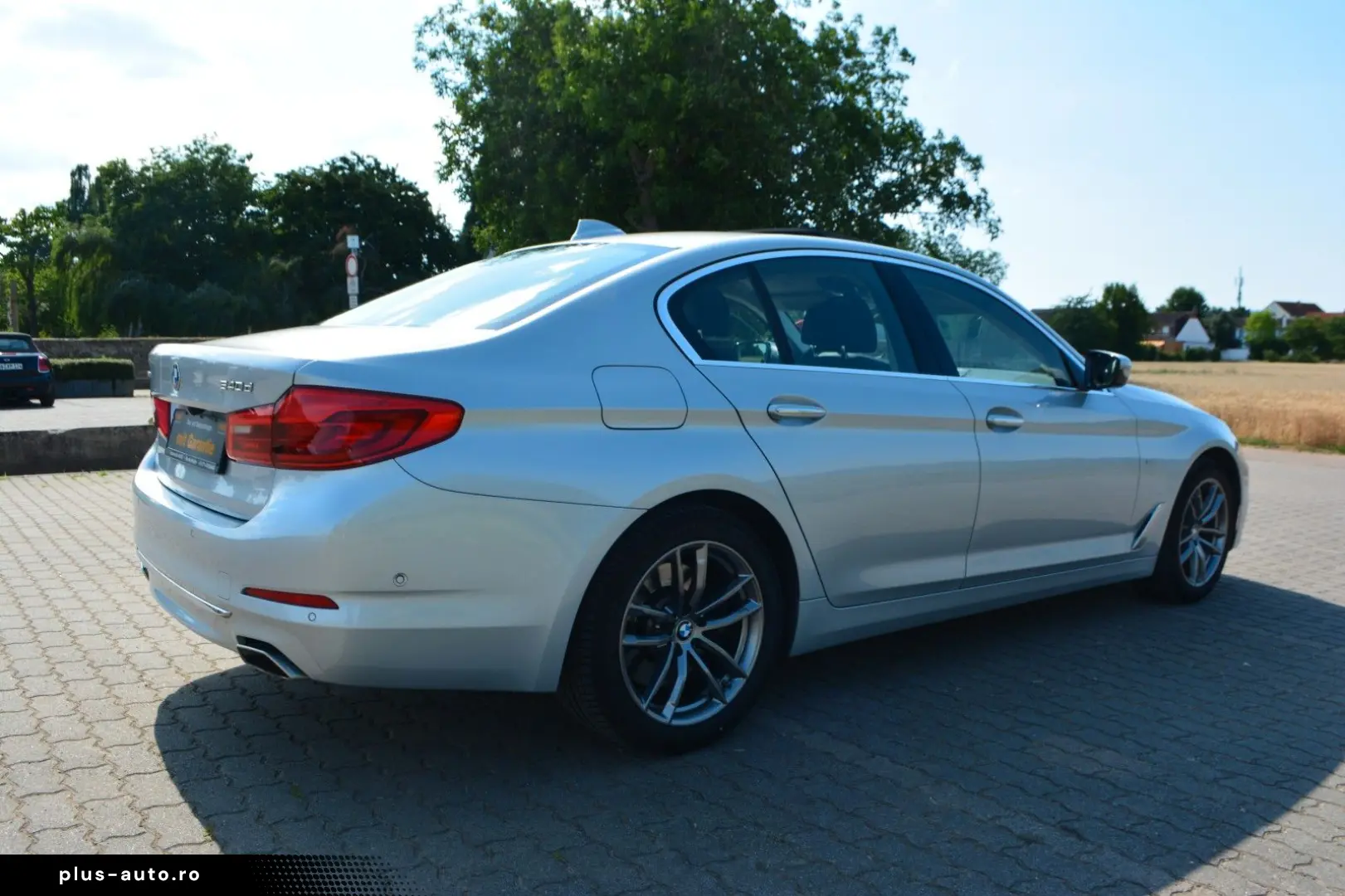 BMW 540 d xDrive Luxury Line 1A Zustand