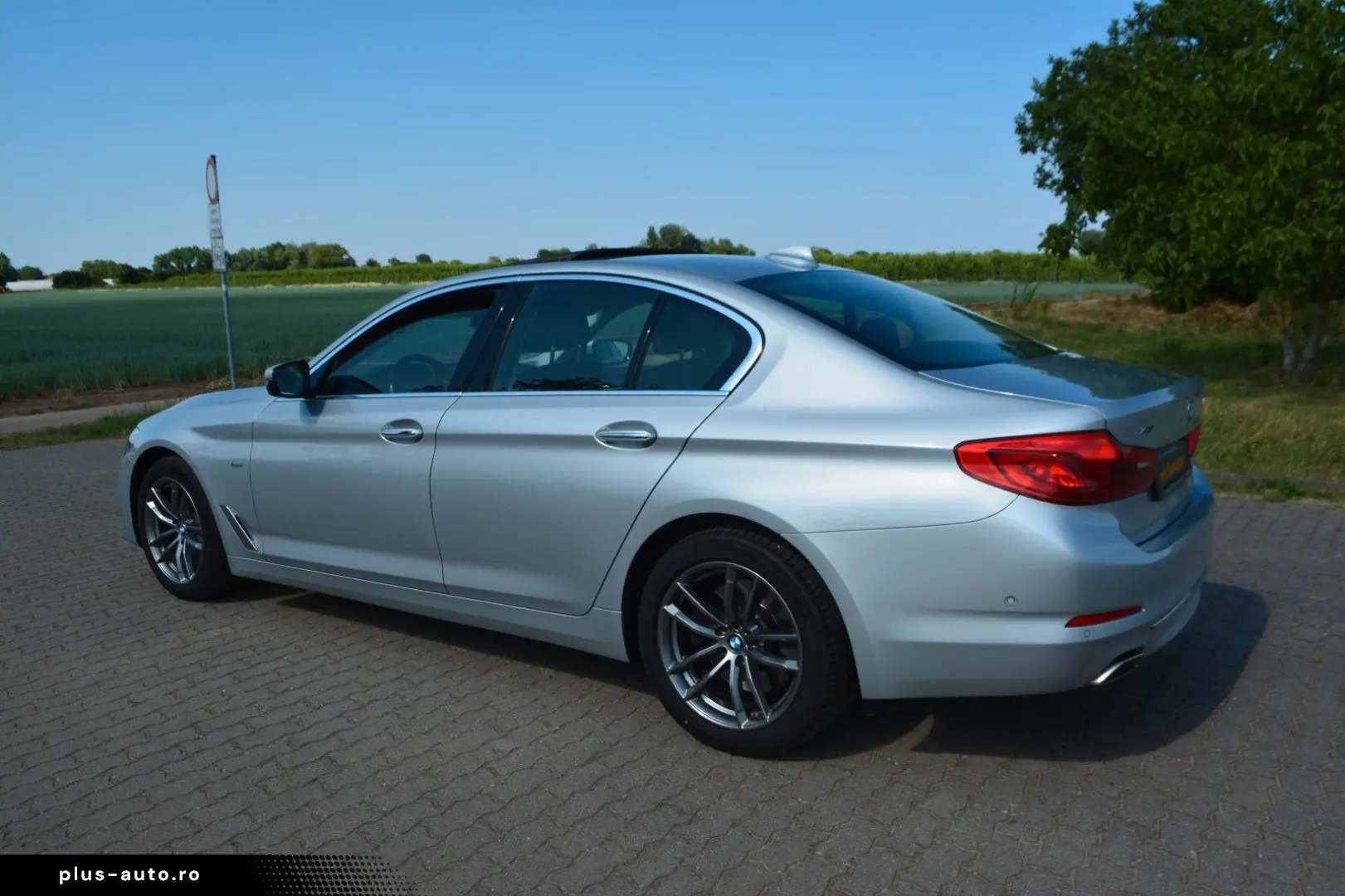 BMW 540 d xDrive Luxury Line 1A Zustand