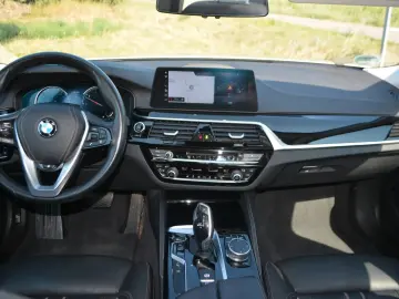 BMW 540 d xDrive Luxury Line 1A Zustand