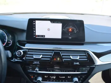 BMW 540 d xDrive Luxury Line 1A Zustand