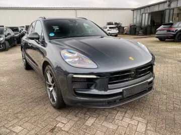 PORSCHE Macan S Chrono Pano Bose AHK Kam Navi